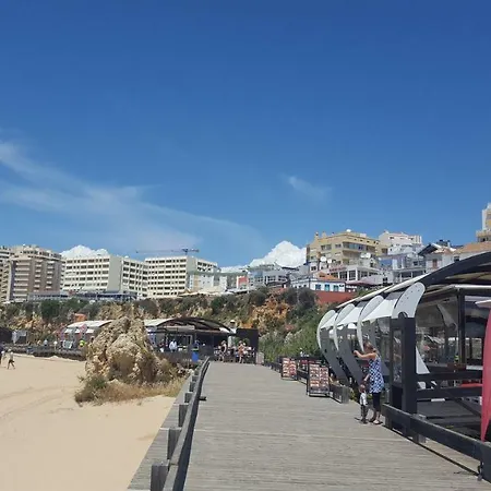 Praia Da Rocha Vista Mar بورتيماو
